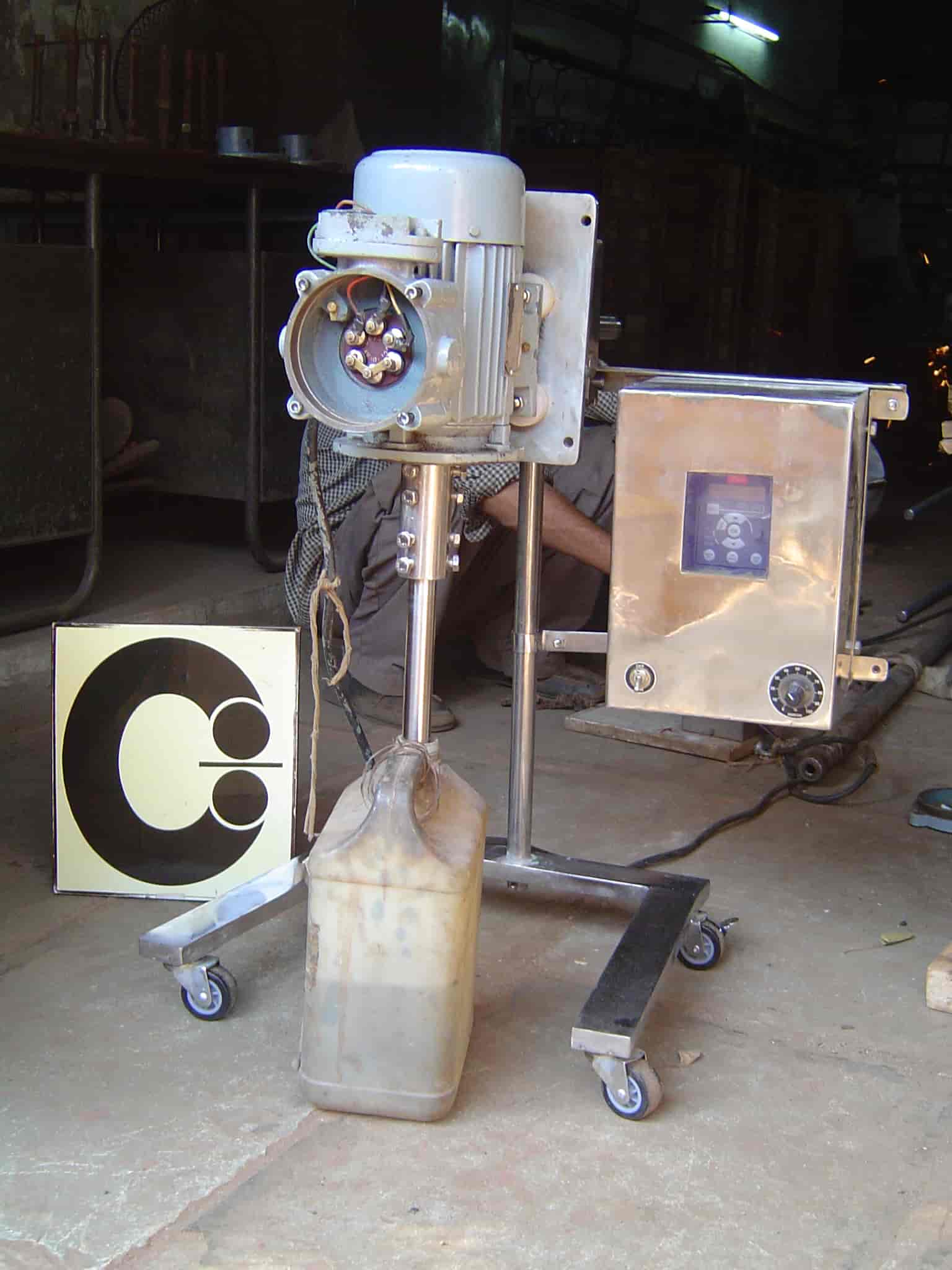 SS Movable Stand with High Speed Stirrer with FLP Motor